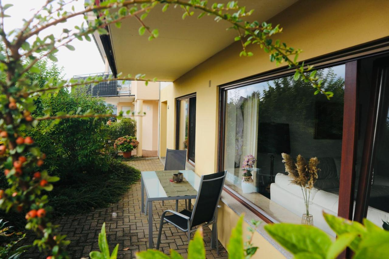 Seeglanz-Apartment Istayunixi Seenaehe-Terrasse-Netflix Онинген Екстериор снимка