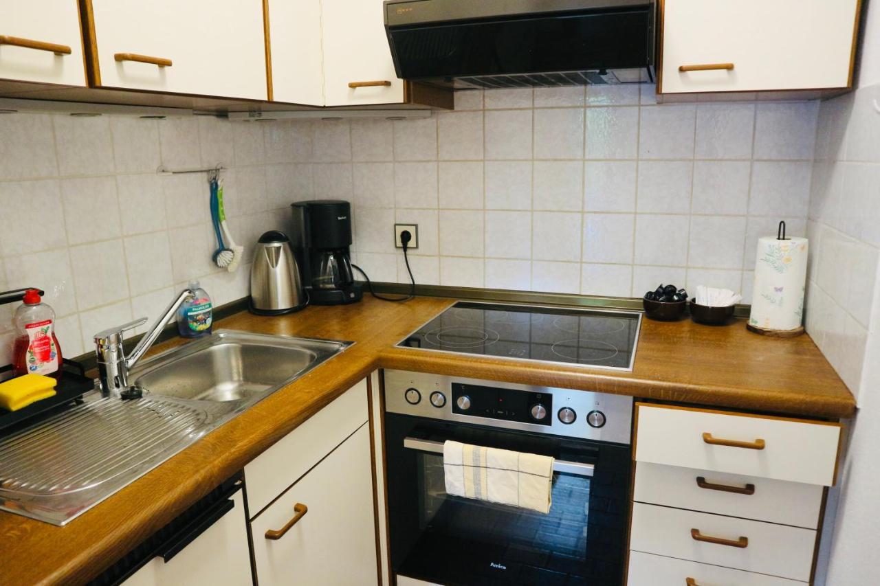 Seeglanz-Apartment Istayunixi Seenaehe-Terrasse-Netflix Онинген Екстериор снимка